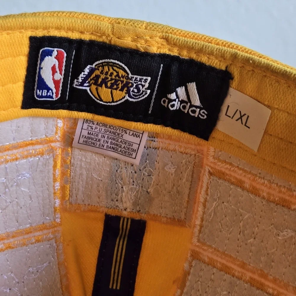 Adidas LA Lakers 16 X World Champions Patches Hat Men's L/XL Yellow‎ Gold NBA
